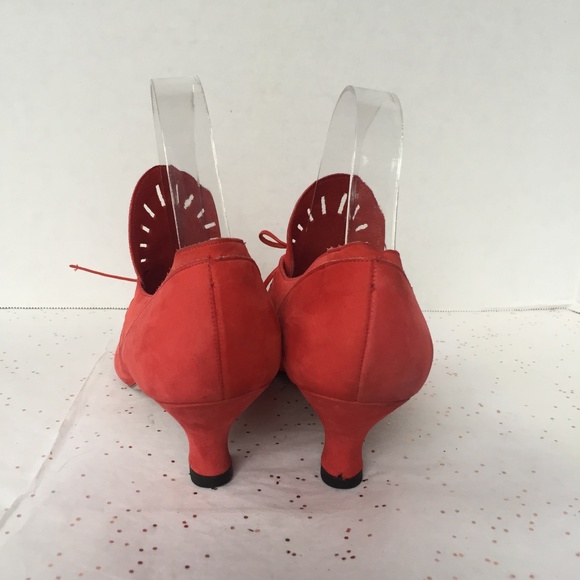 Vintage Norma Kamali Red Suede Laser Cut Oxford 8M - Picture 5 of 8